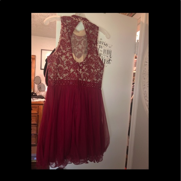 Homecoming dress - Picture 4 of 4